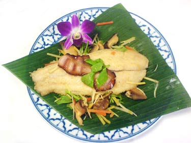 Thailändische Küche: Gedämpfter Fisch